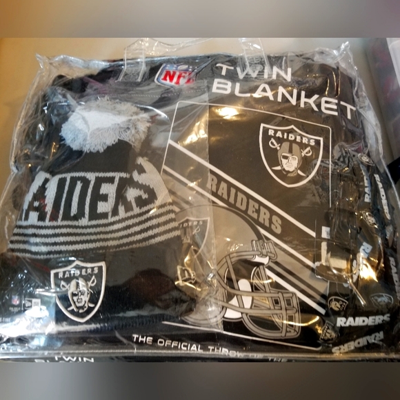 Raiders Bundle - Picture 1 of 1